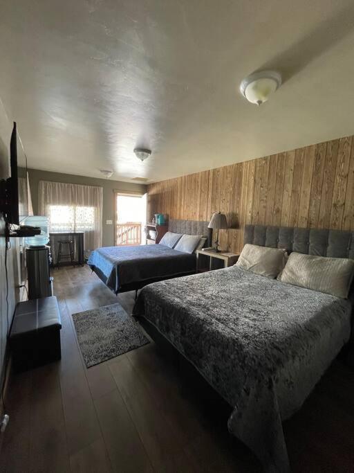 Parkway Yellowstone Guest House Room #2 Gardiner Buitenkant foto